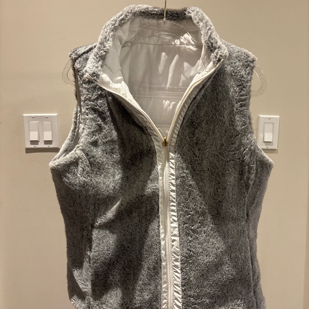 Reversible vest - Picture 3 of 4